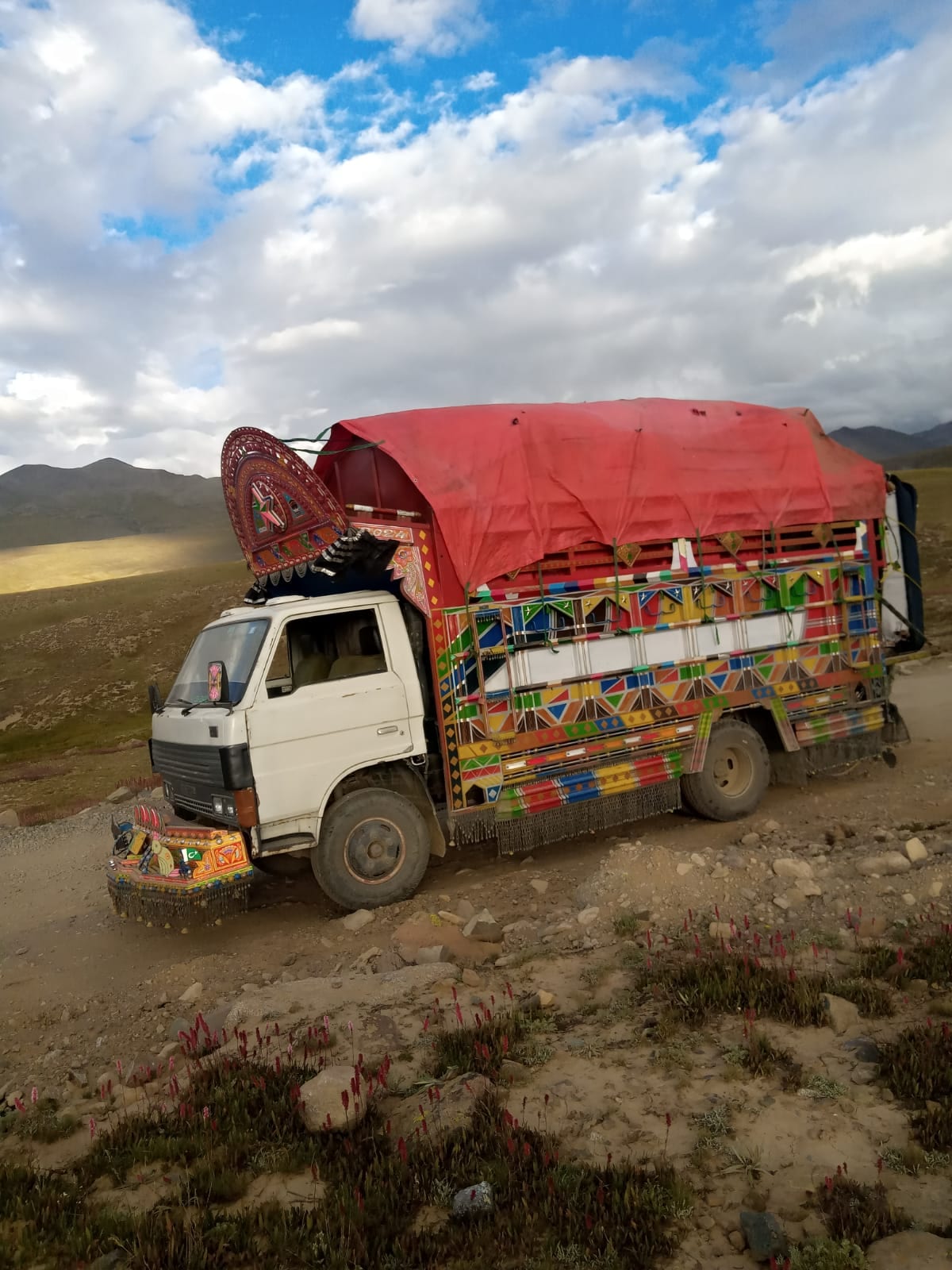 Insaaf Transport Mazda truck ready for household shifting in Islamabad